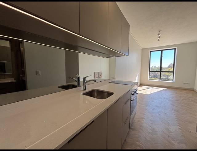 1 BEDROOM APARTMENT TO LET IN ROSEBANK
